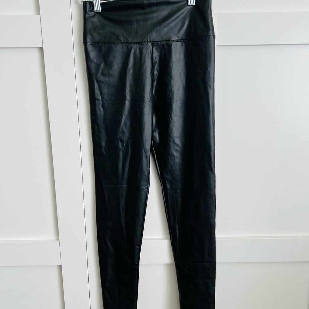 Black Faux Leather Leggings Size Small
